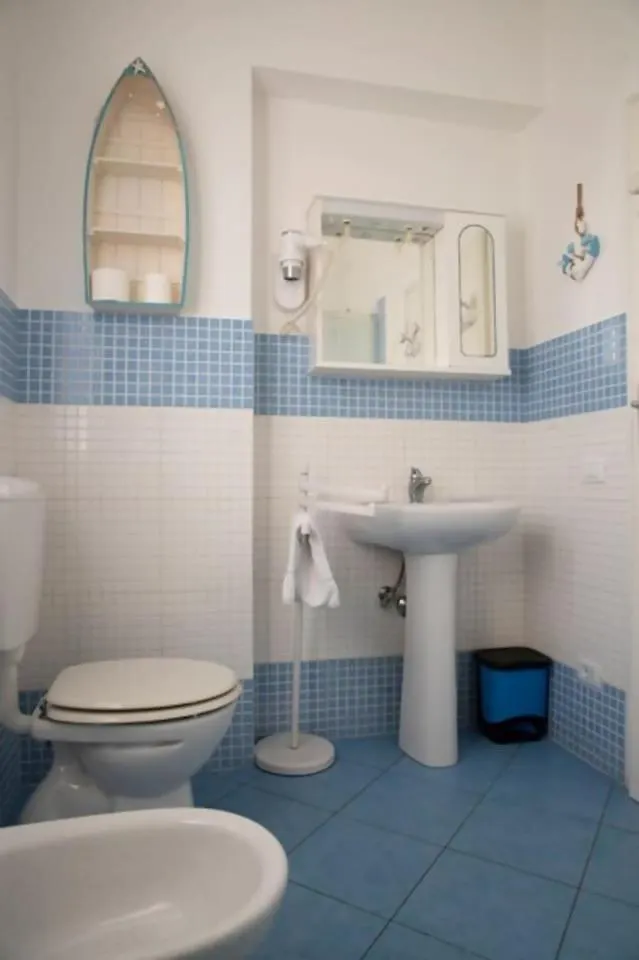 Tirrenia Appartamento Ortensie Apartment